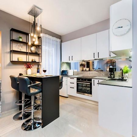 Bella Campagna - Luxury Two Bedroom Apartment Rovinj Eksteriør billede